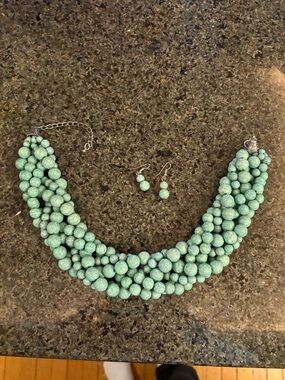 Turquoise Beaded Multi-Strand Necklace and Earring Set - Green